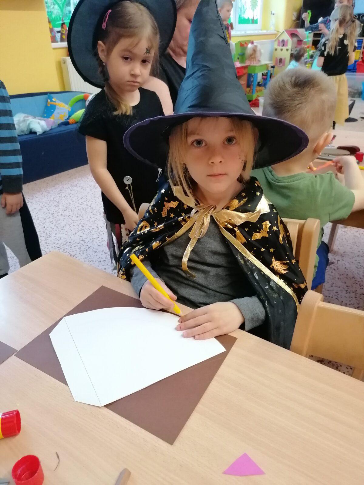 Čarodějnický týden v MŠ :-) - 35