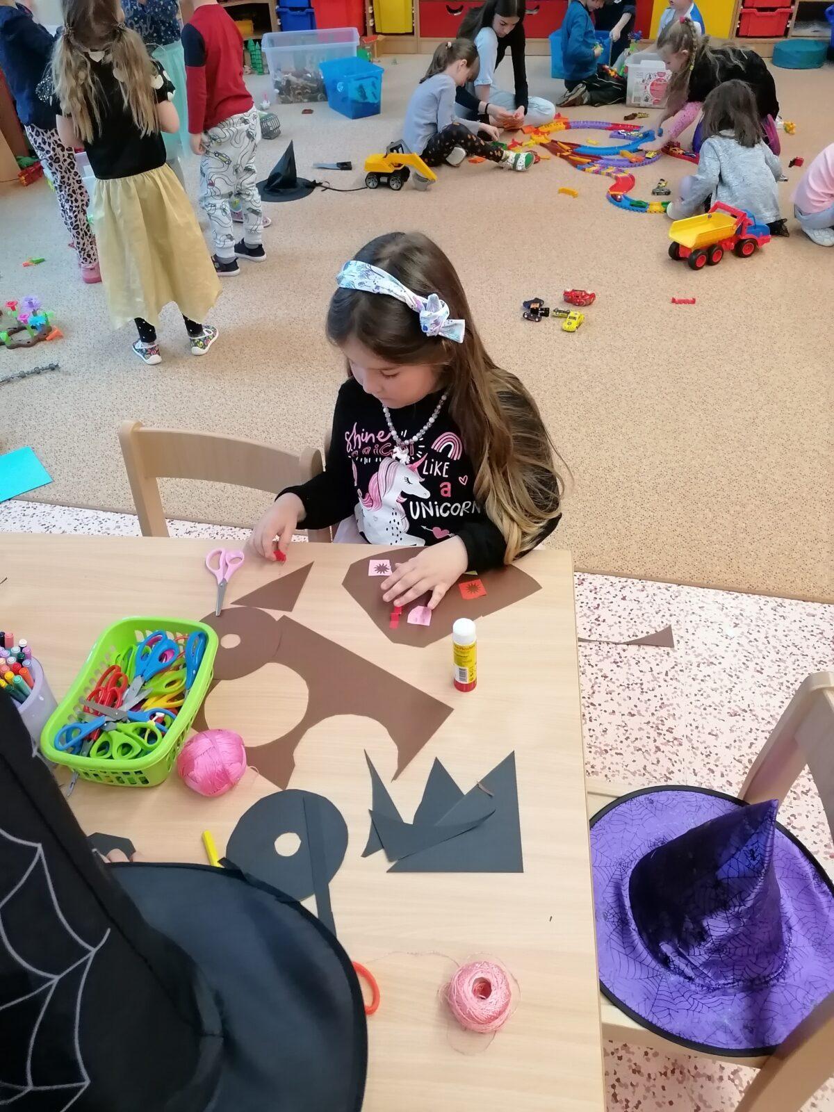 Čarodějnický týden v MŠ :-) - 37