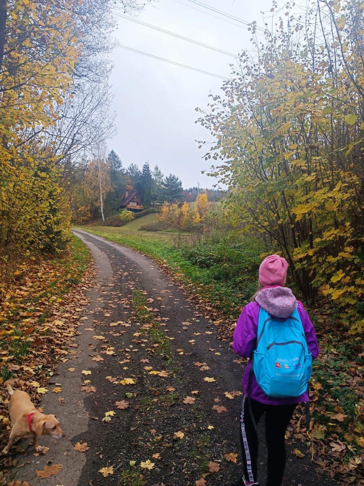 TLAPKY - říjen - 18