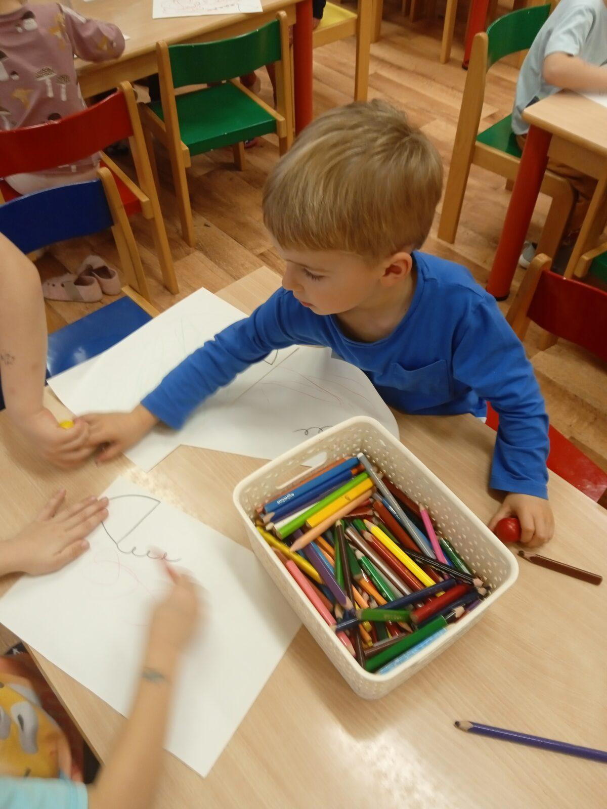 ŘÍJEN - DRÁČCI - 24