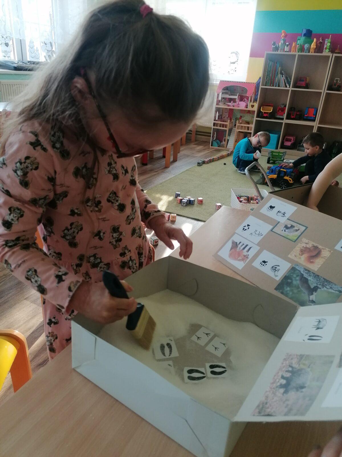 "Poznáváme zvířátka podle stop" :-) - 37