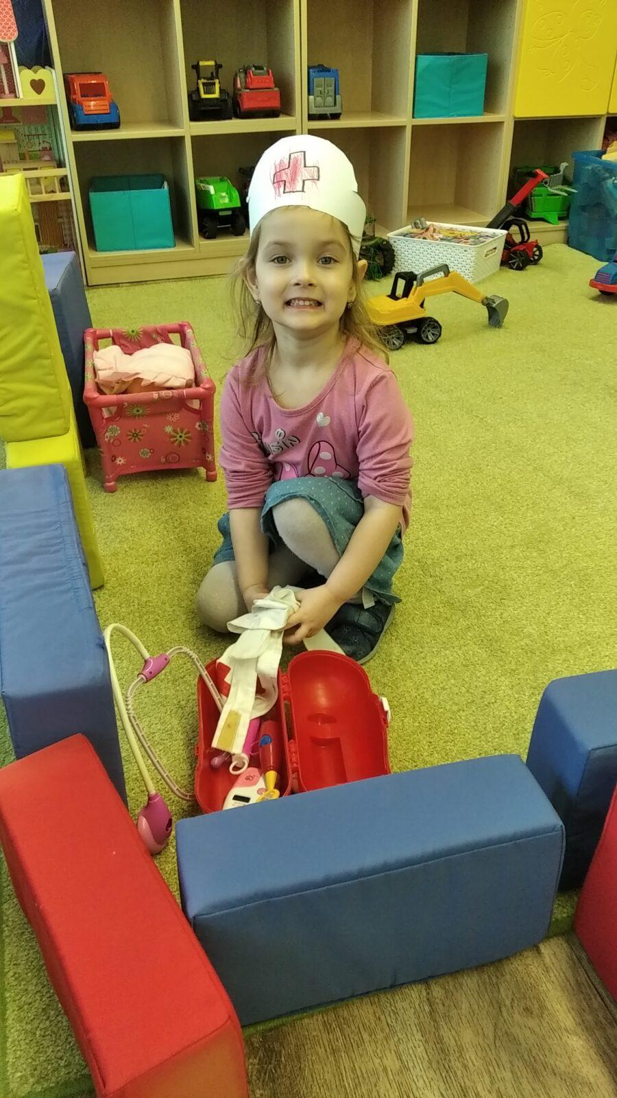 broučci: „zdraví, nemoc, hrajeme si na pana doktora“ - 3