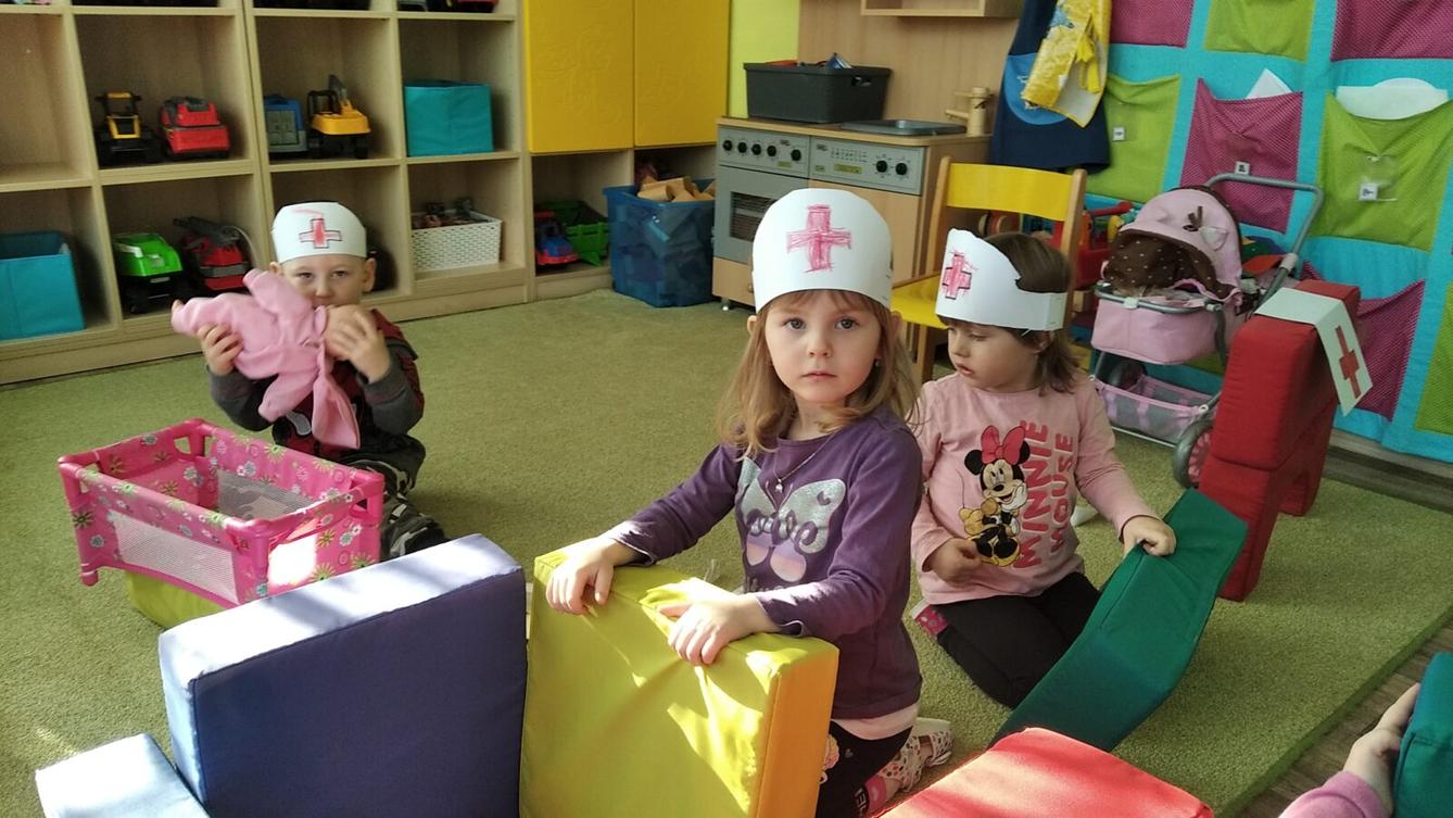 broučci: „zdraví, nemoc, hrajeme si na pana doktora“ - 9