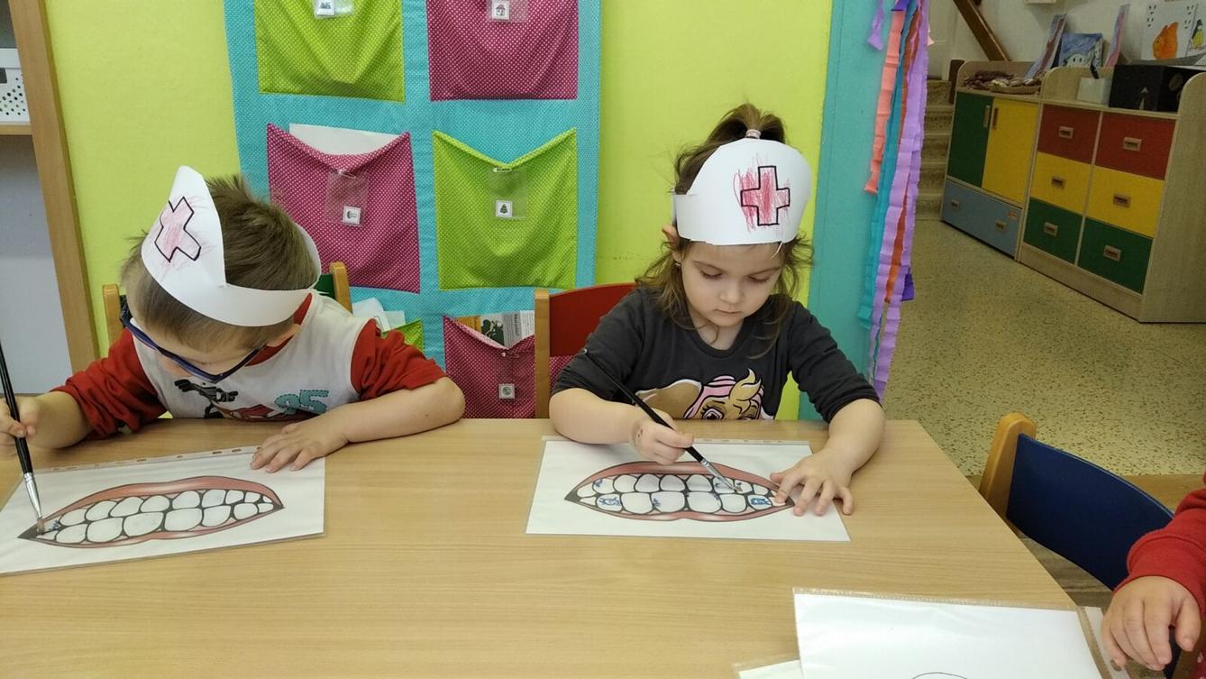 broučci: „zdraví, nemoc, hrajeme si na pana doktora“ - 12