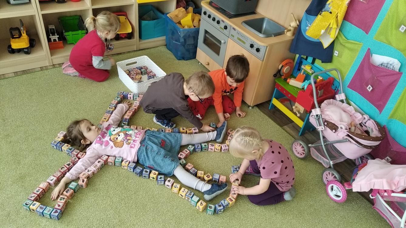 broučci: „zdraví, nemoc, hrajeme si na pana doktora“ - 28