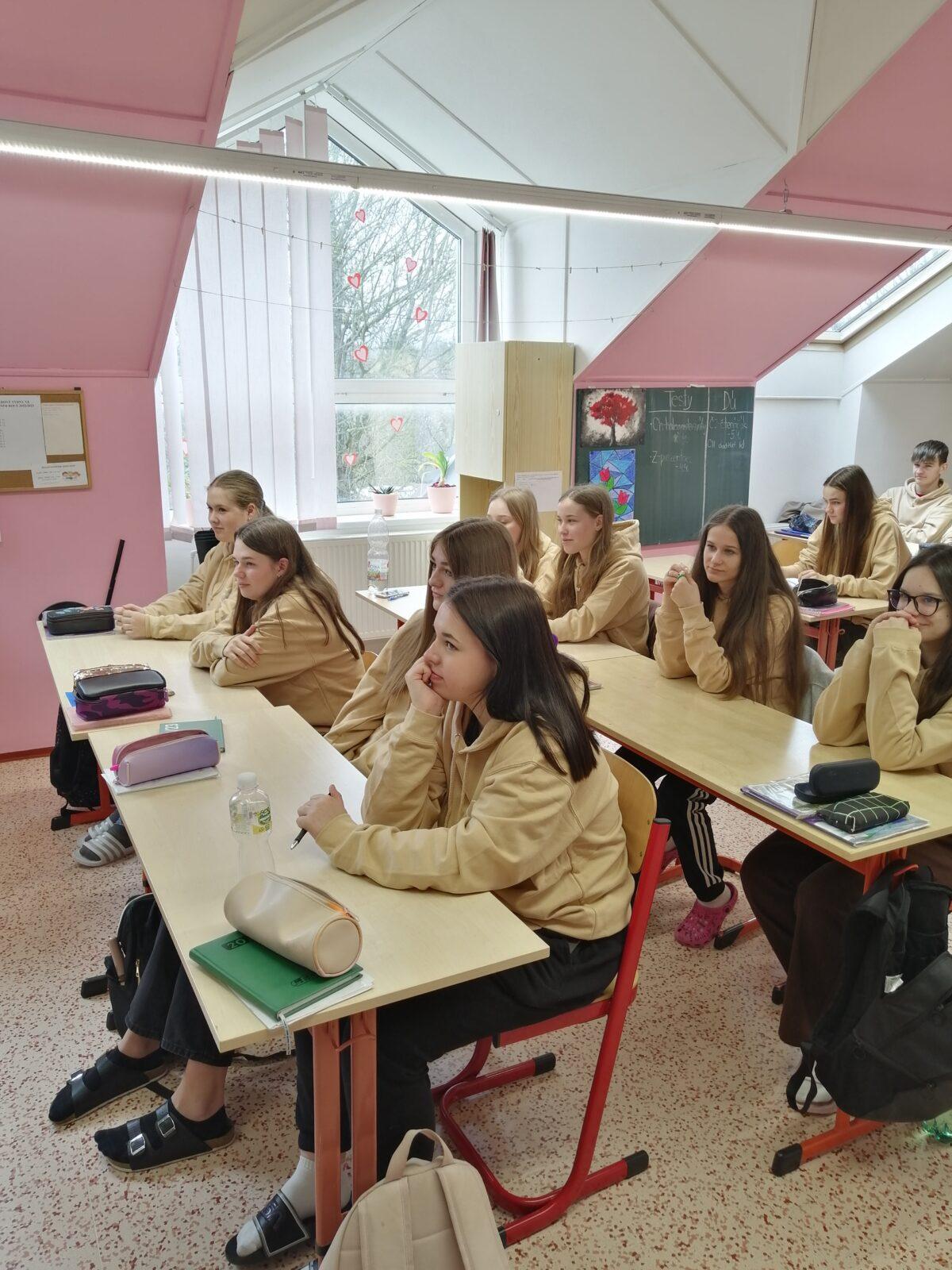 "Vybarvená" 9.B - 2