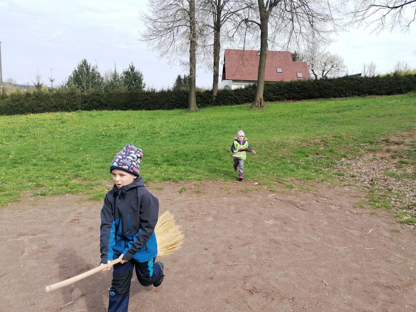 "Čarodějnický rej" :-) - 32