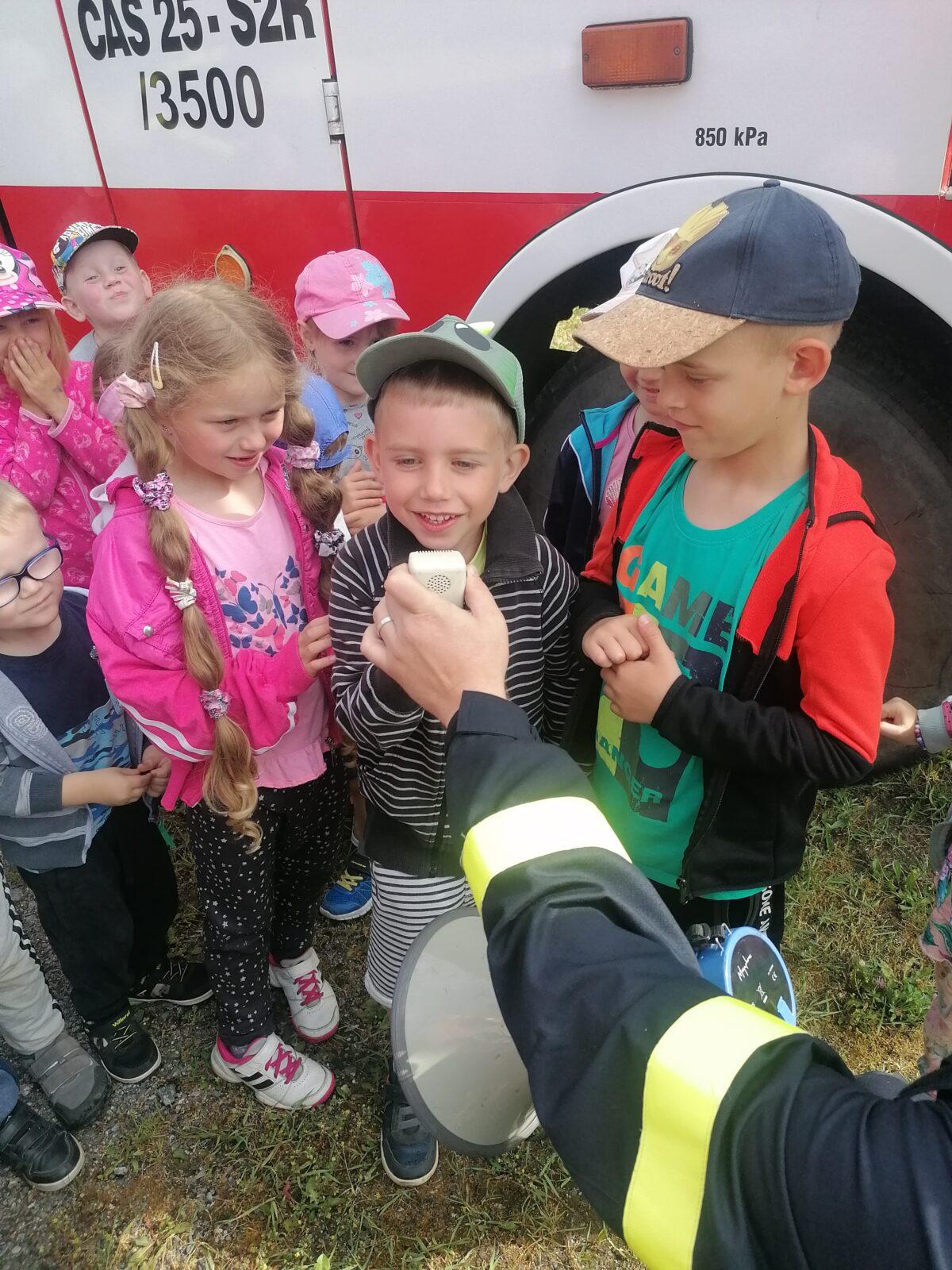 Hasiči v MŠ :-) - 9