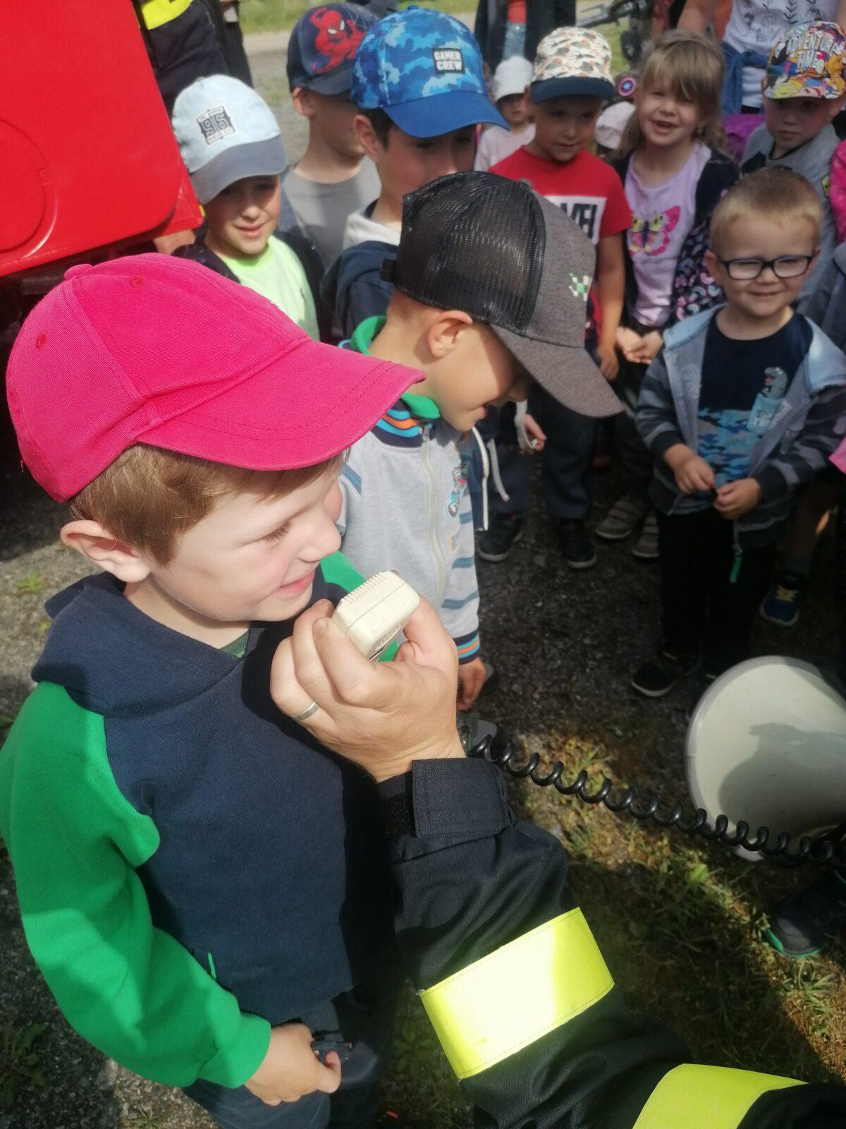 Hasiči v MŠ :-) - 12