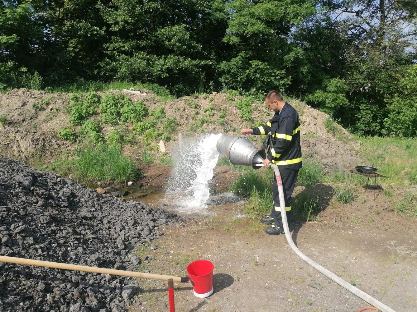 Hasiči v MŠ :-) - 25