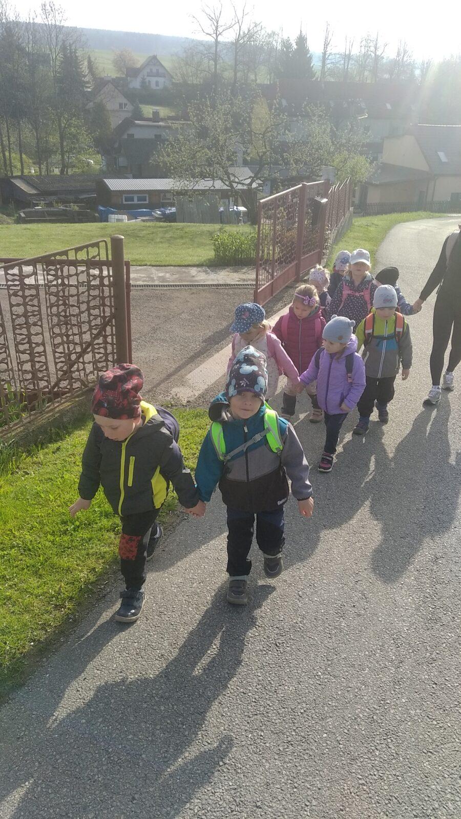 broučci: Co si brouká jarní louka... - 18