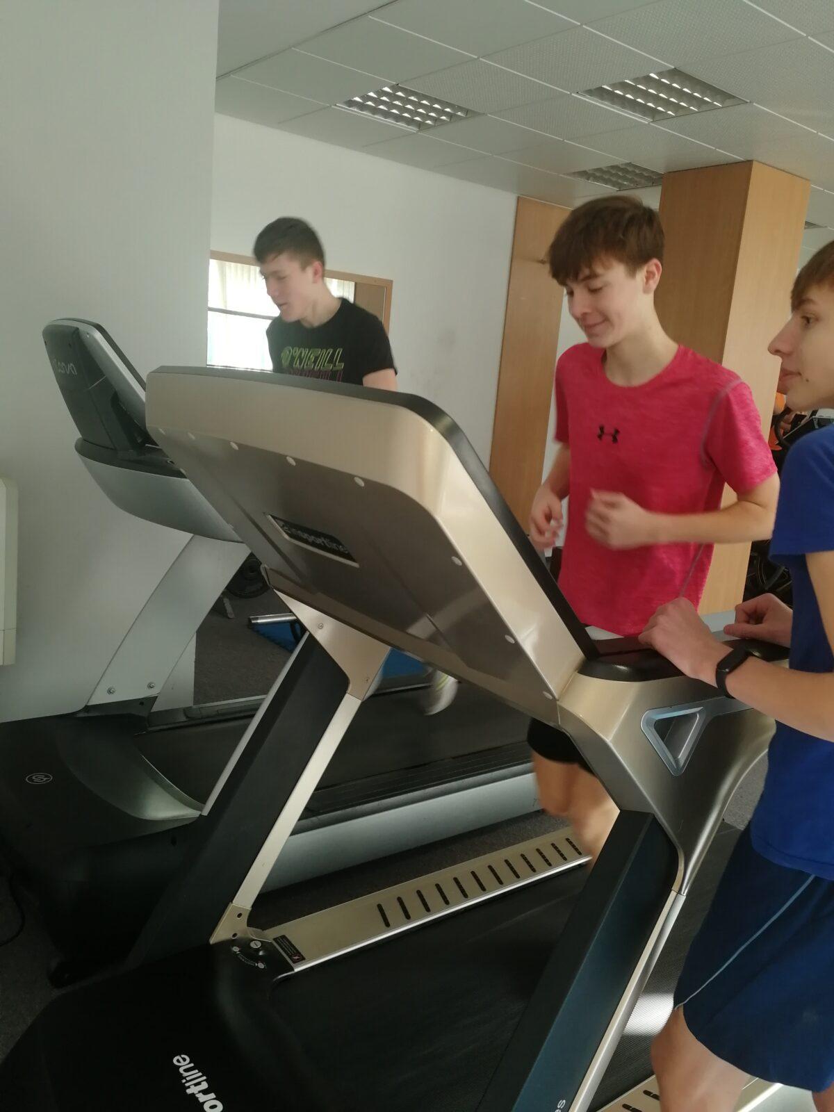 Návštěva posilovny - žáci 9.tříd - 2