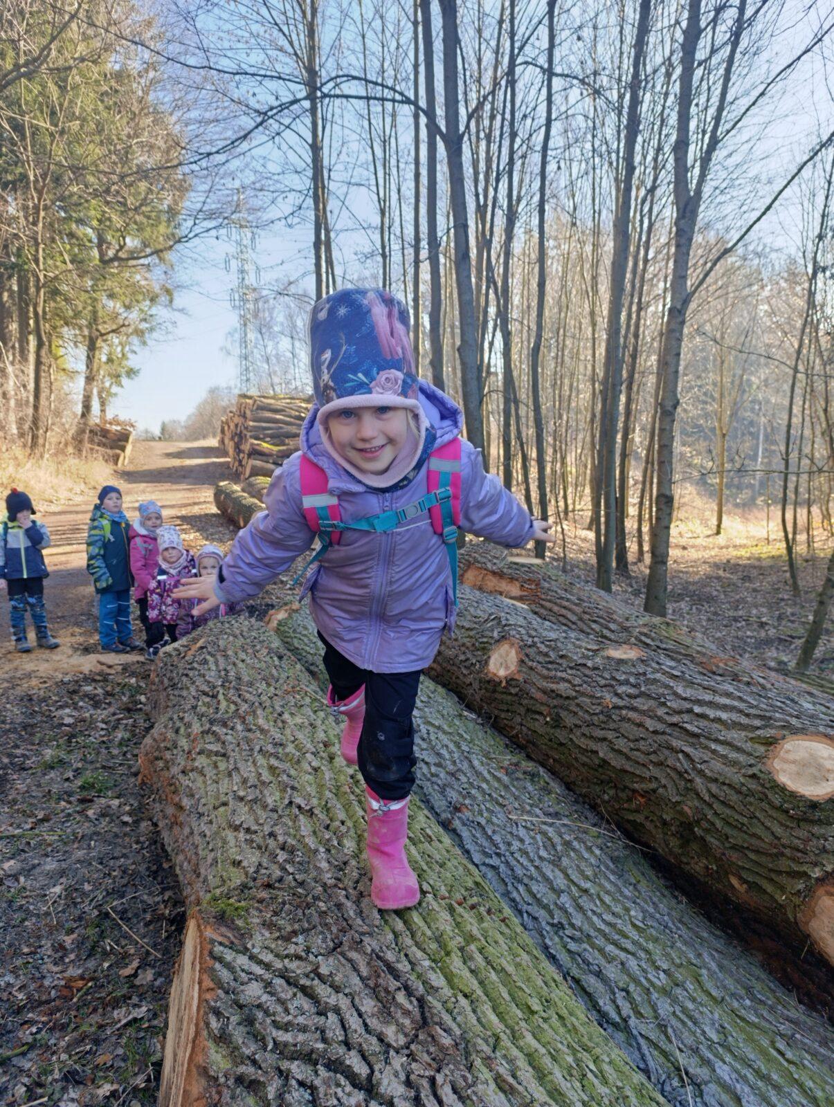 broučci a sovičky: „cestou necestou...“ - 42