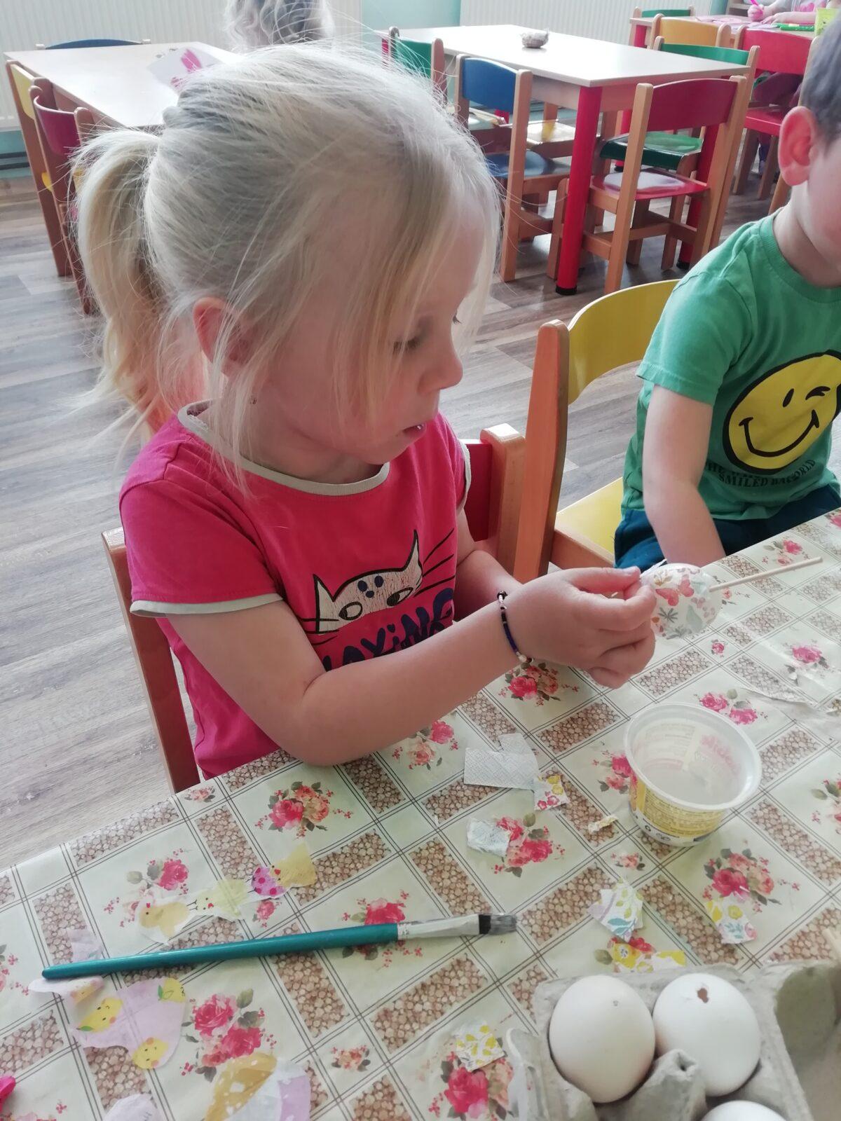 Broučci - Malované vajíčko - 16