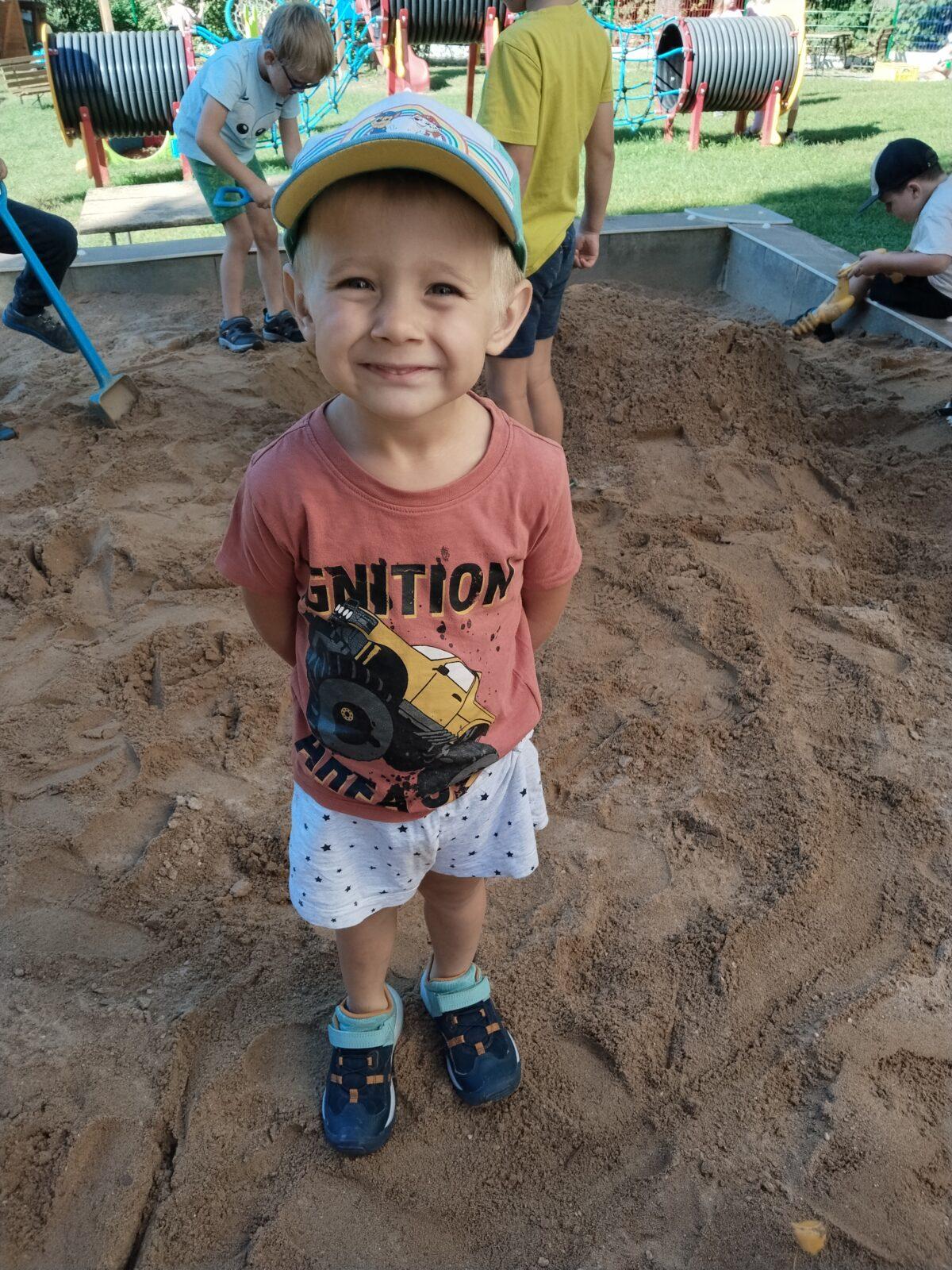 BROUČCI - HURÁ DO ŠKOLKY - 49