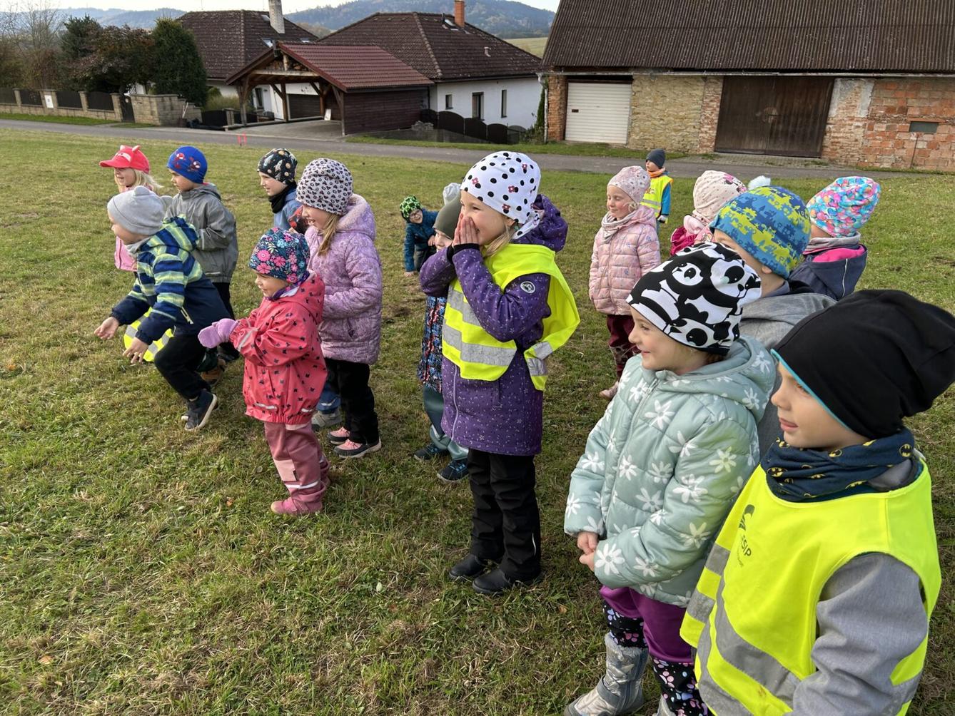 POUŠTĚNÍ DRAKA - 2