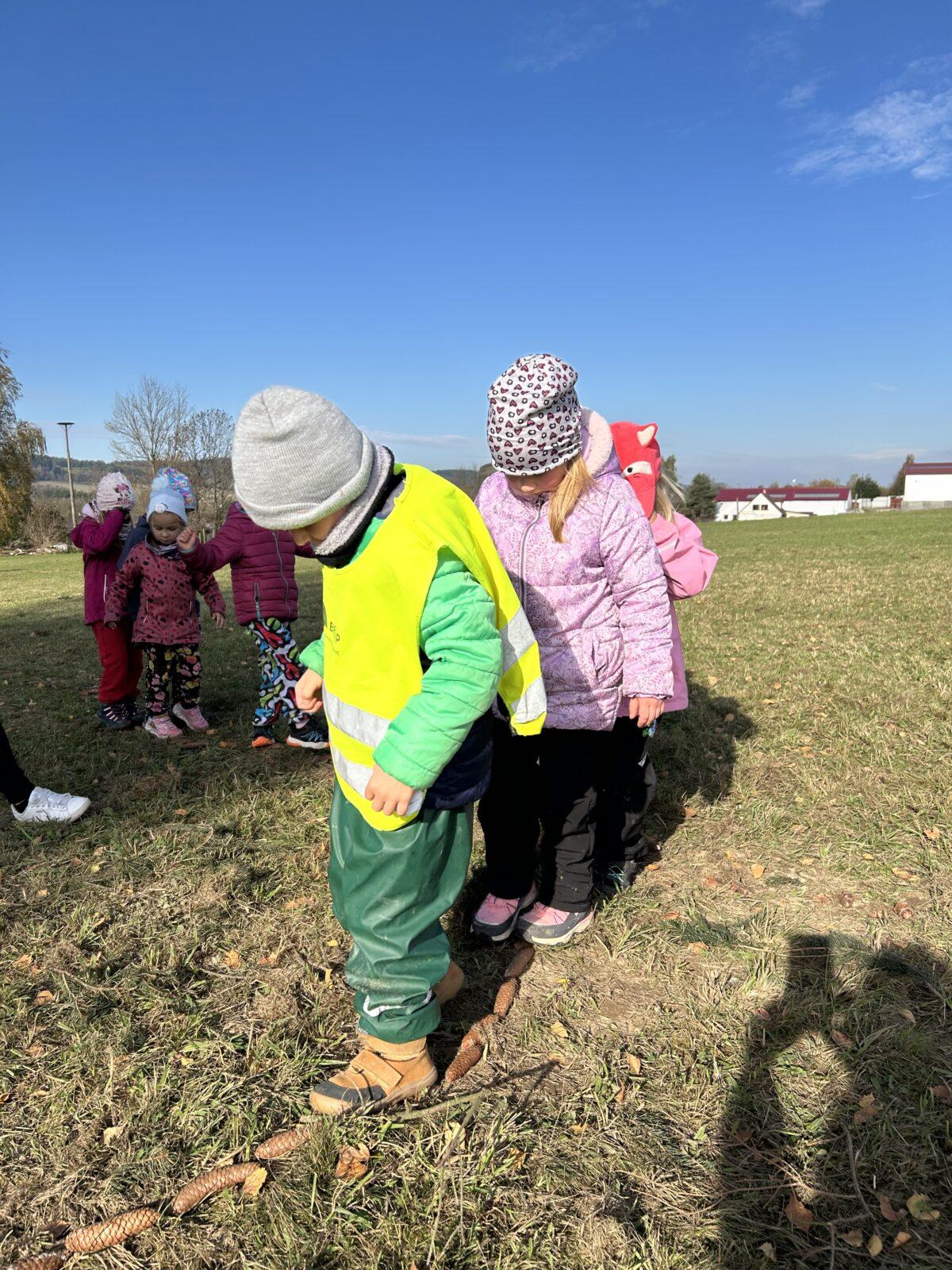 POUŠTĚNÍ DRAKA - 27