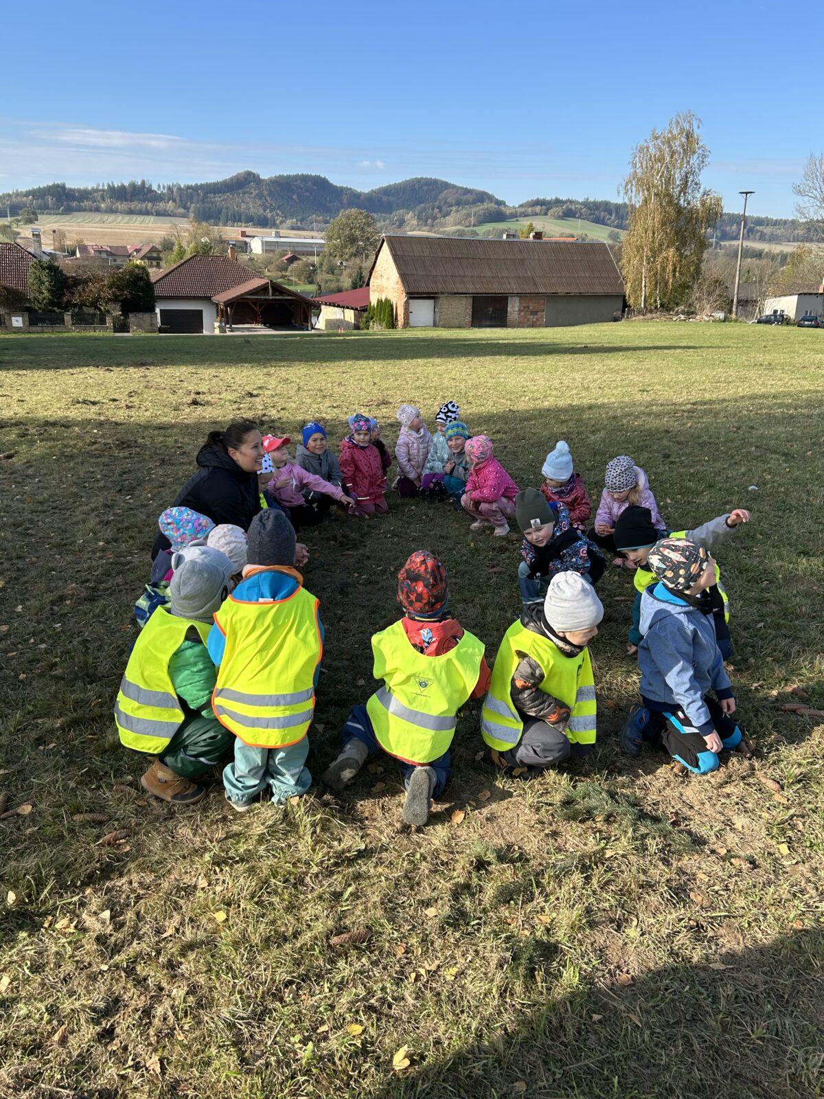 POUŠTĚNÍ DRAKA - 32