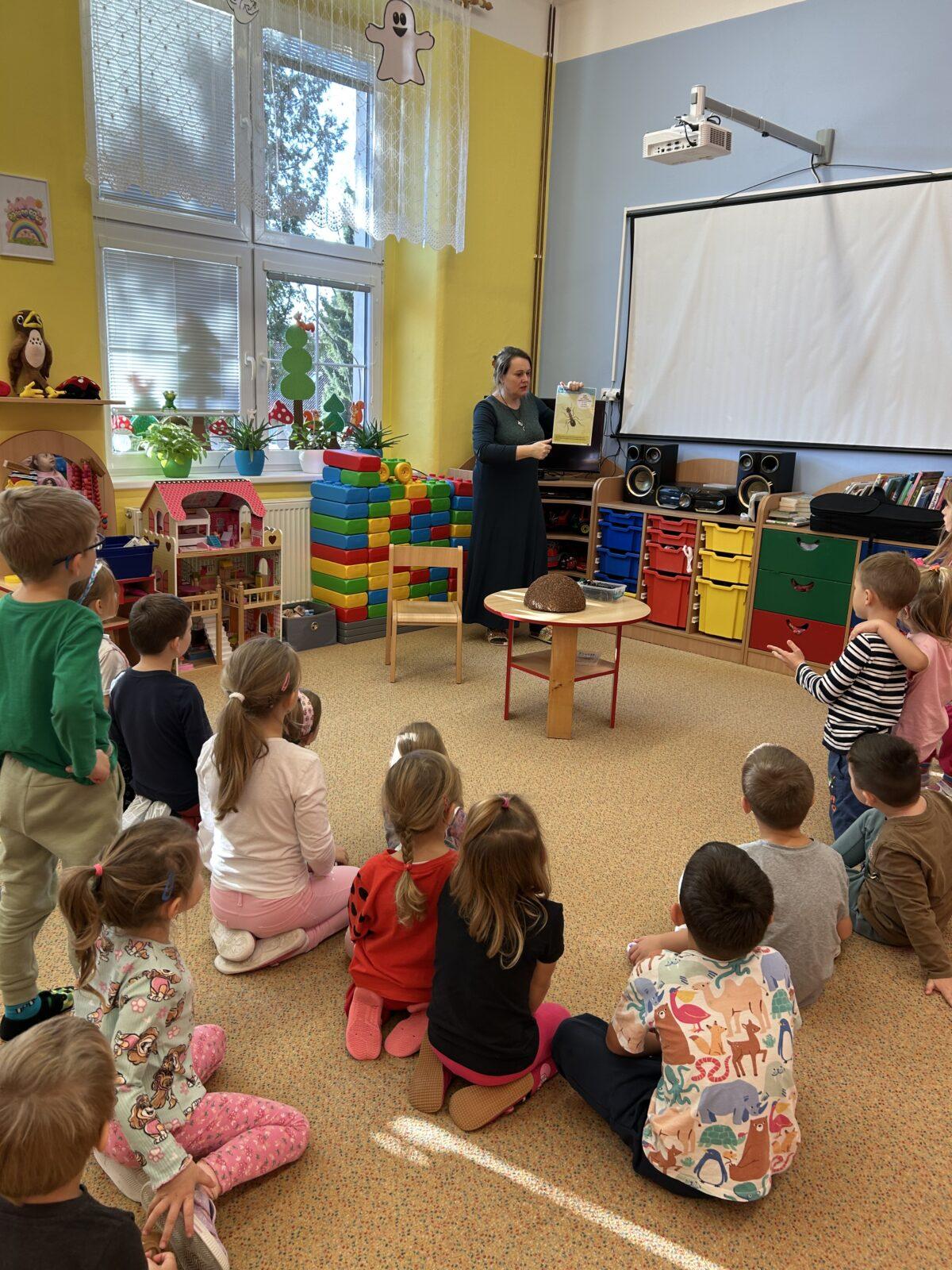 VZDĚLÁVACÍ PROGRAM - USPÁVÁNÍ BROUČKŮ - 3