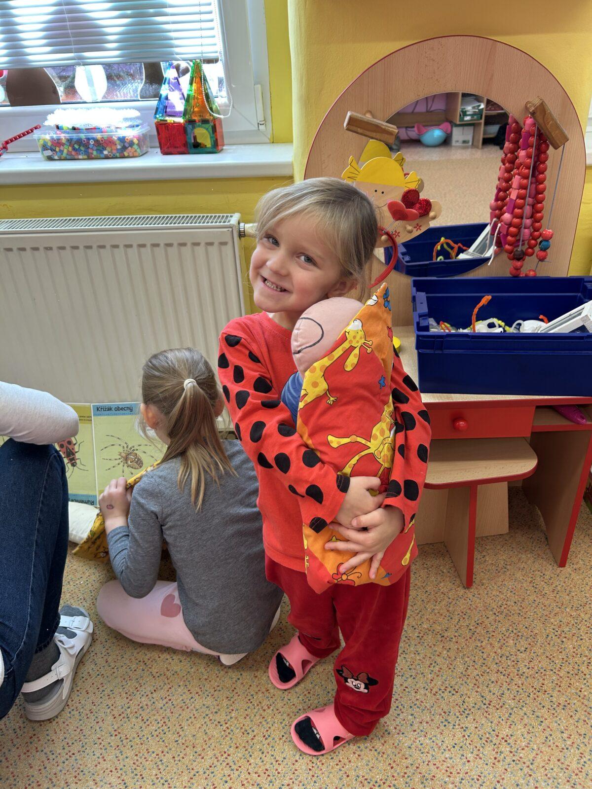 VZDĚLÁVACÍ PROGRAM - USPÁVÁNÍ BROUČKŮ - 16