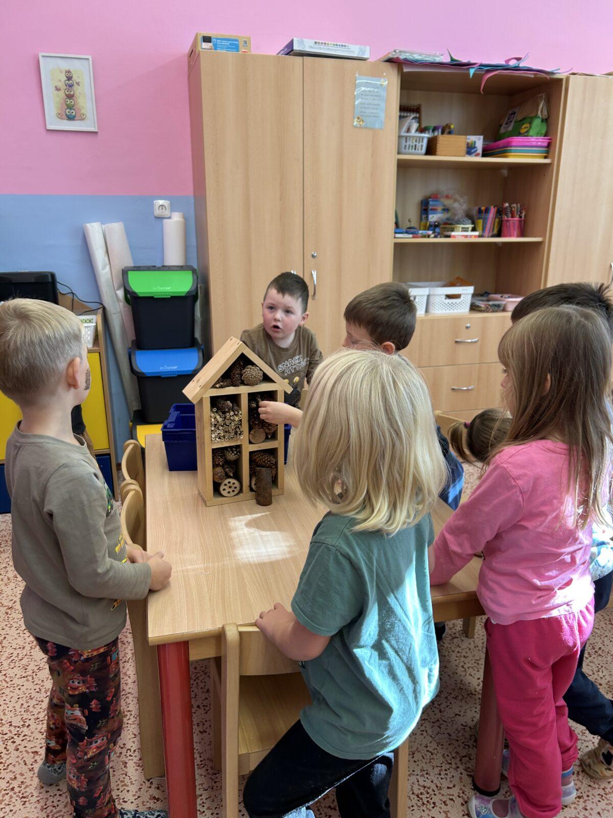 VZDĚLÁVACÍ PROGRAM - USPÁVÁNÍ BROUČKŮ - 40