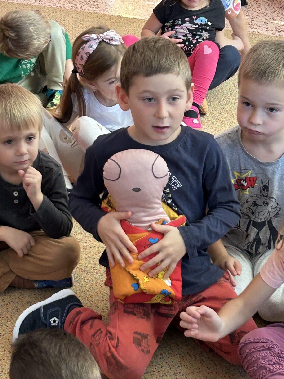 VZDĚLÁVACÍ PROGRAM - USPÁVÁNÍ BROUČKŮ - 55