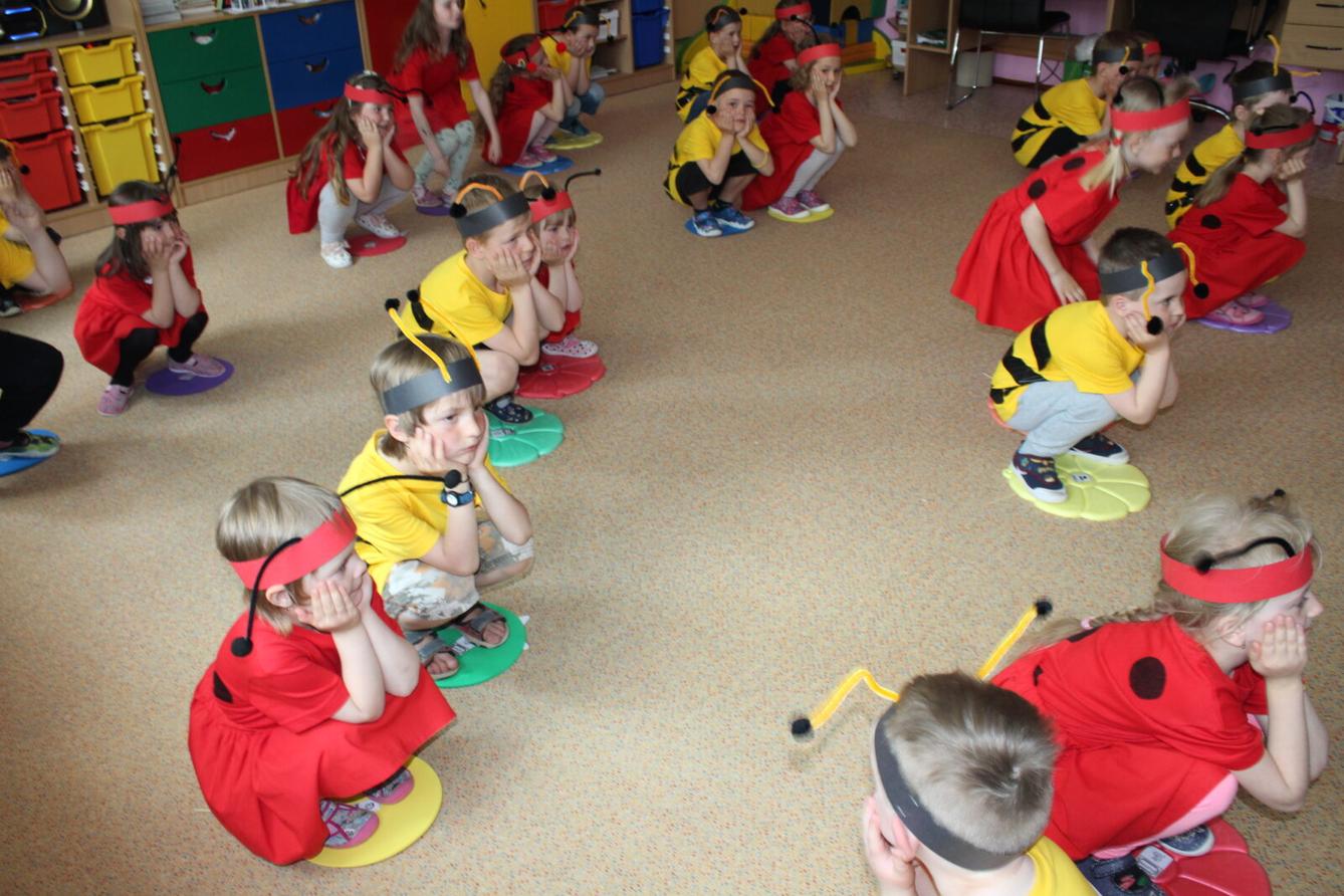 broučci a sovičky:besídka pro maminky - 5