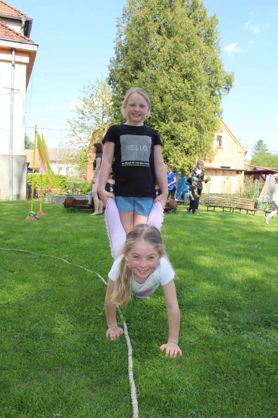 broučci a sovičky:besídka pro maminky - 42