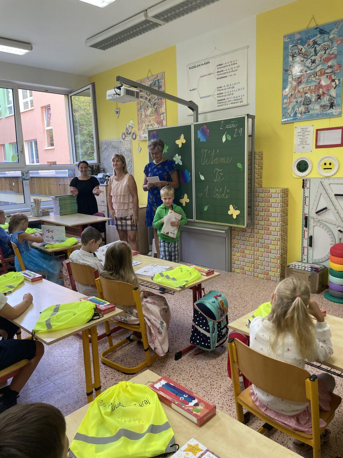 Slavnostní vítání žáků 1. třídy - 16