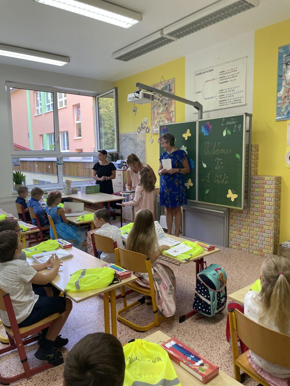 Slavnostní vítání žáků 1. třídy - 21