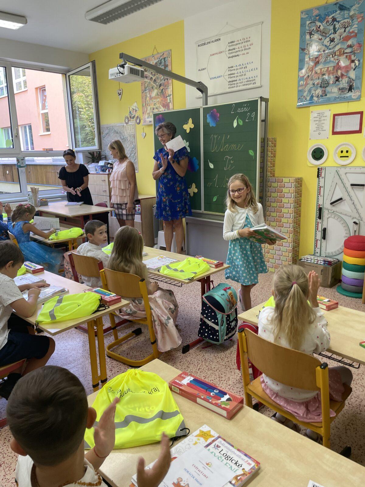 Slavnostní vítání žáků 1. třídy - 24