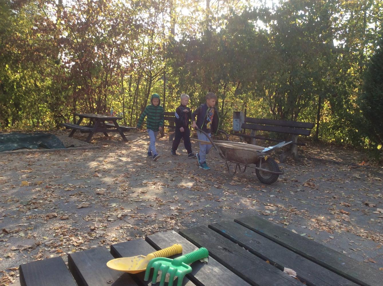 Říjen I.oddělení - 15