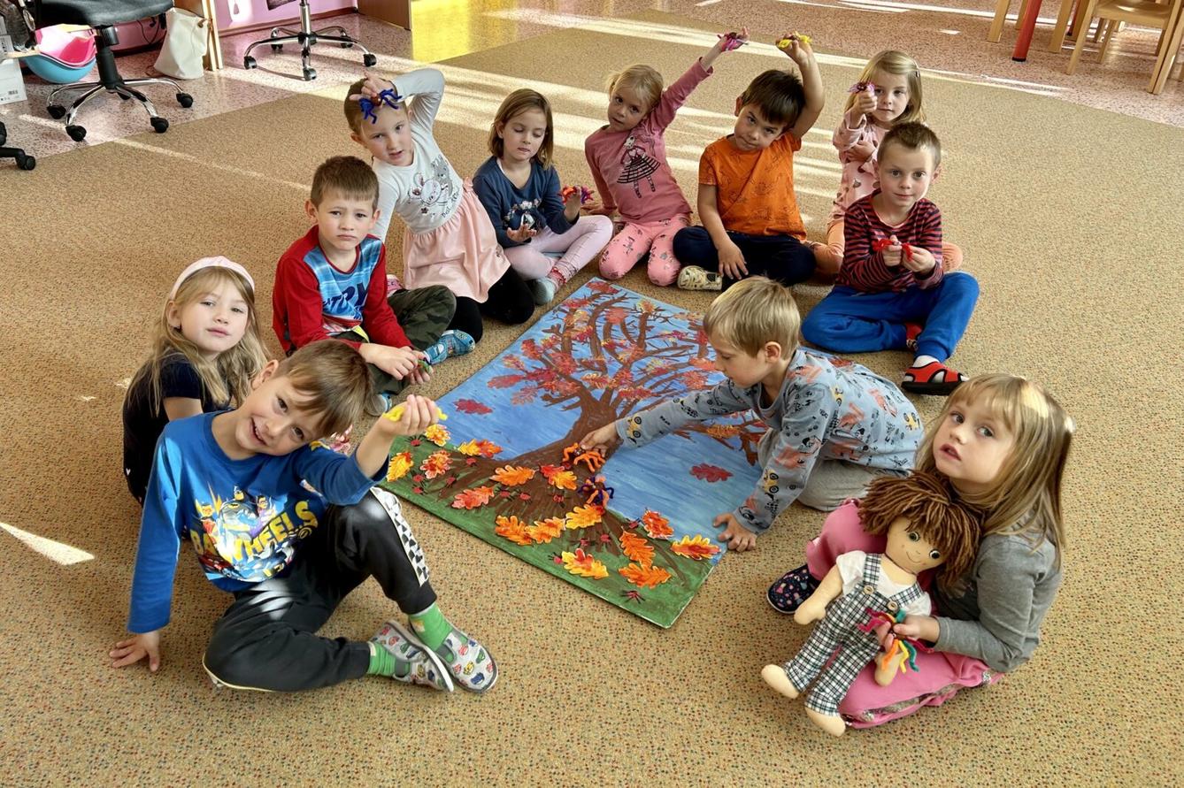 SOVIČKY: LISTÍ ŽLOUTNE, POLETUJE - 46