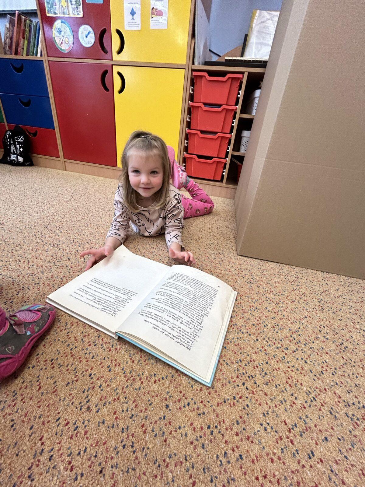 PROGRAM S KNIHOVNICEMI PRO DĚTI - 35