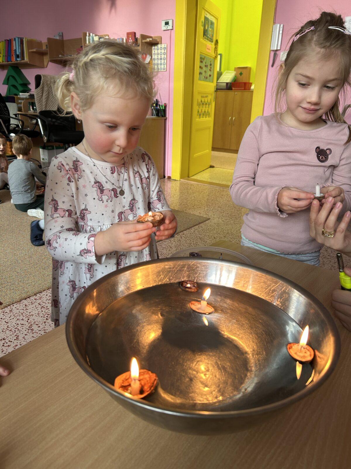 OHLÉDNUTÍ ZA VÁNOCI - 21