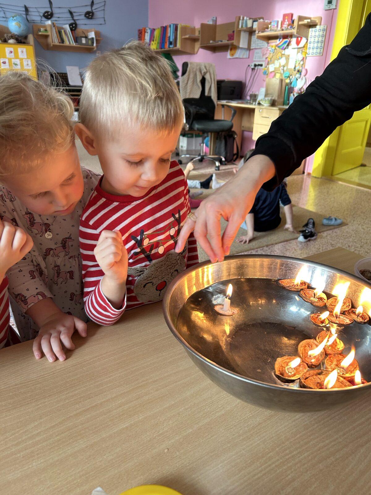 OHLÉDNUTÍ ZA VÁNOCI - 33