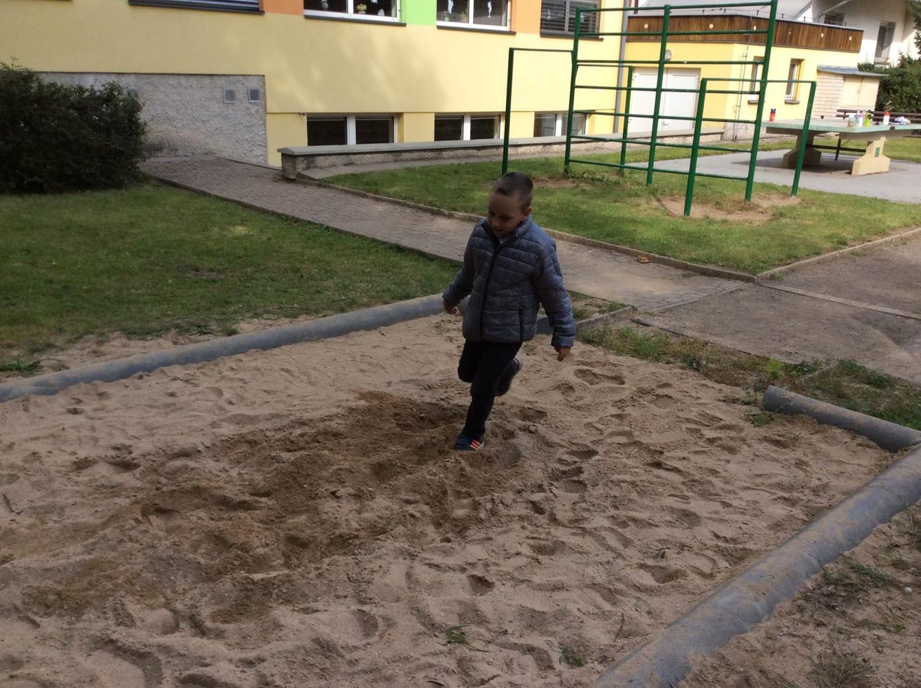 ZÁŘÍ - 2. ODDĚLENÍ - 80