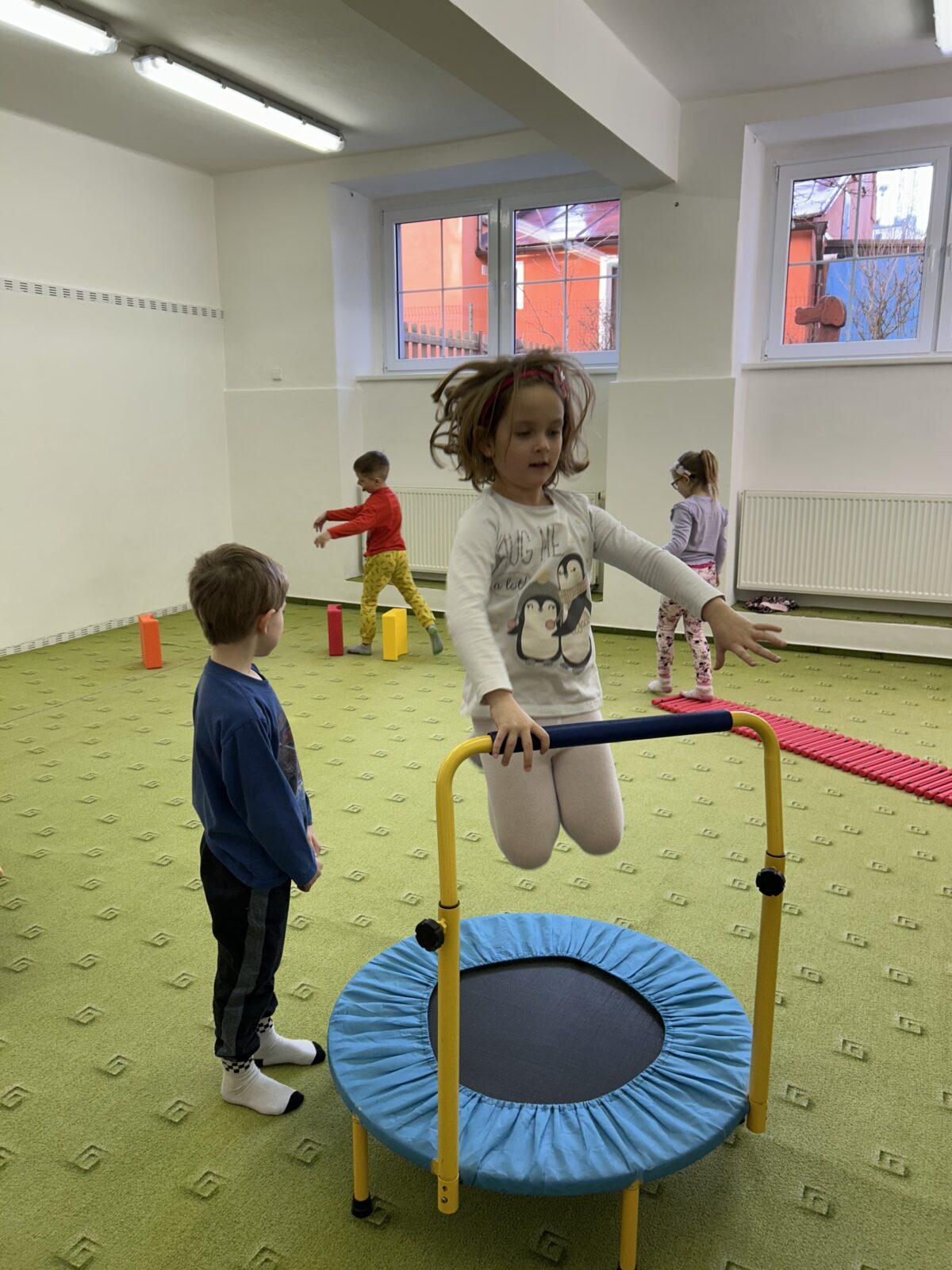 SOVIČKY: Z POHÁDKY DO POHÁDKY - 27