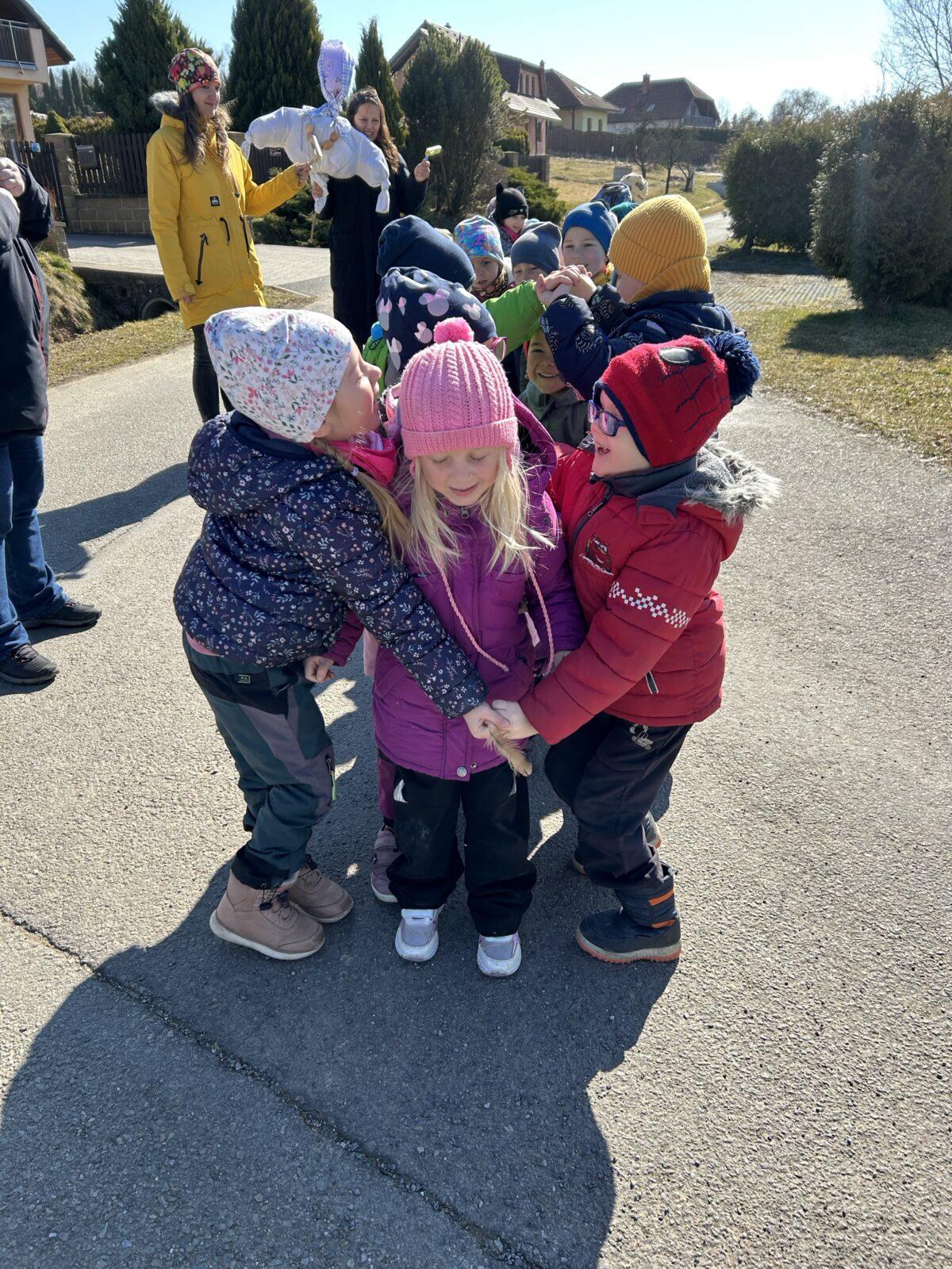 VYNÁŠENÍ MORENY - 15