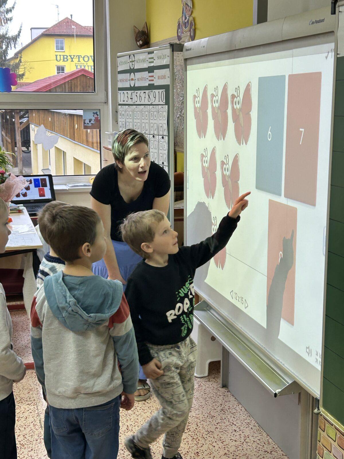 PŘEDŠKOLÁCI: NÁVŠTĚVA ZŠ - 11