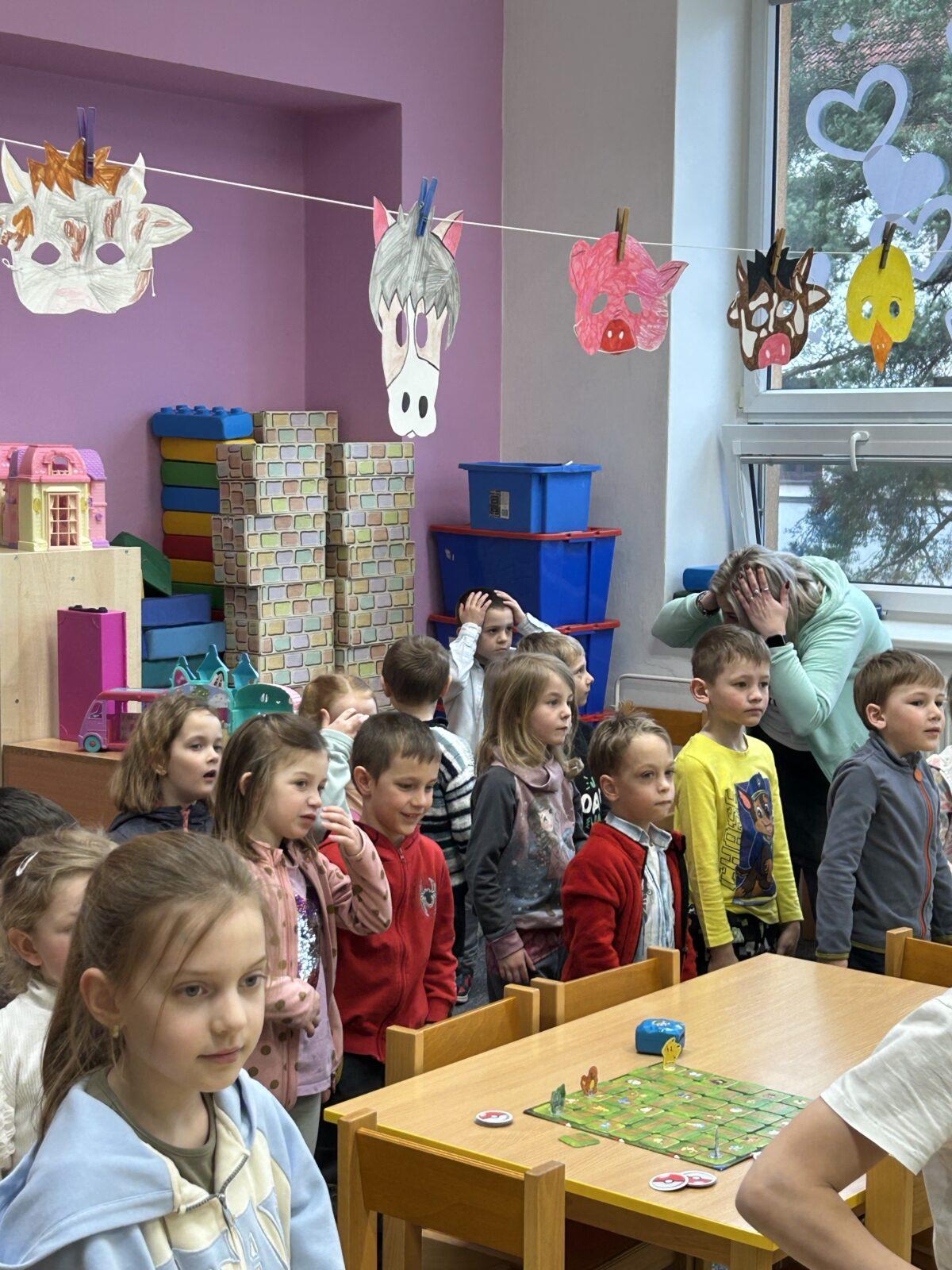 PŘEDŠKOLÁCI: NÁVŠTĚVA ZŠ - 25