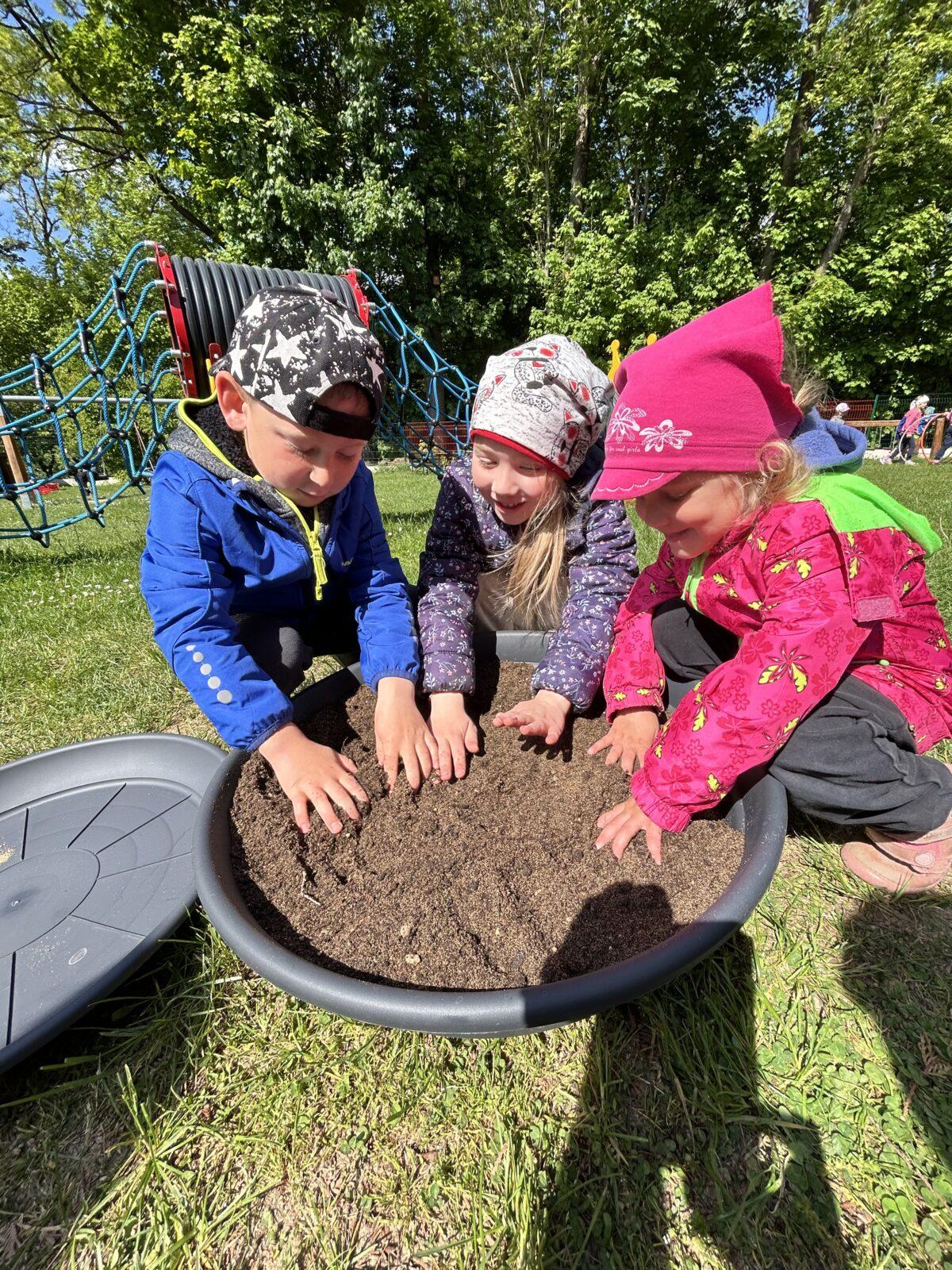 MOMENTKY ZE ŠKOLKY - 46