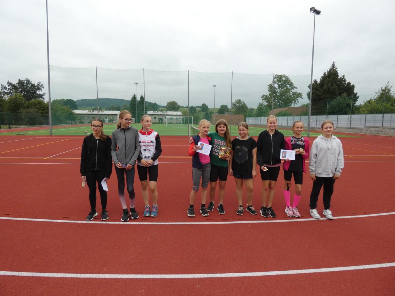 Úspěch našich atletů ve čtyřboji vesnických škol - 2