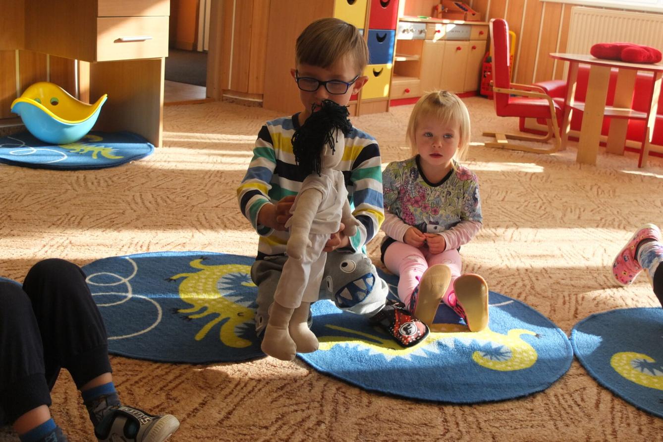 Človíček se představuje 1 - 5