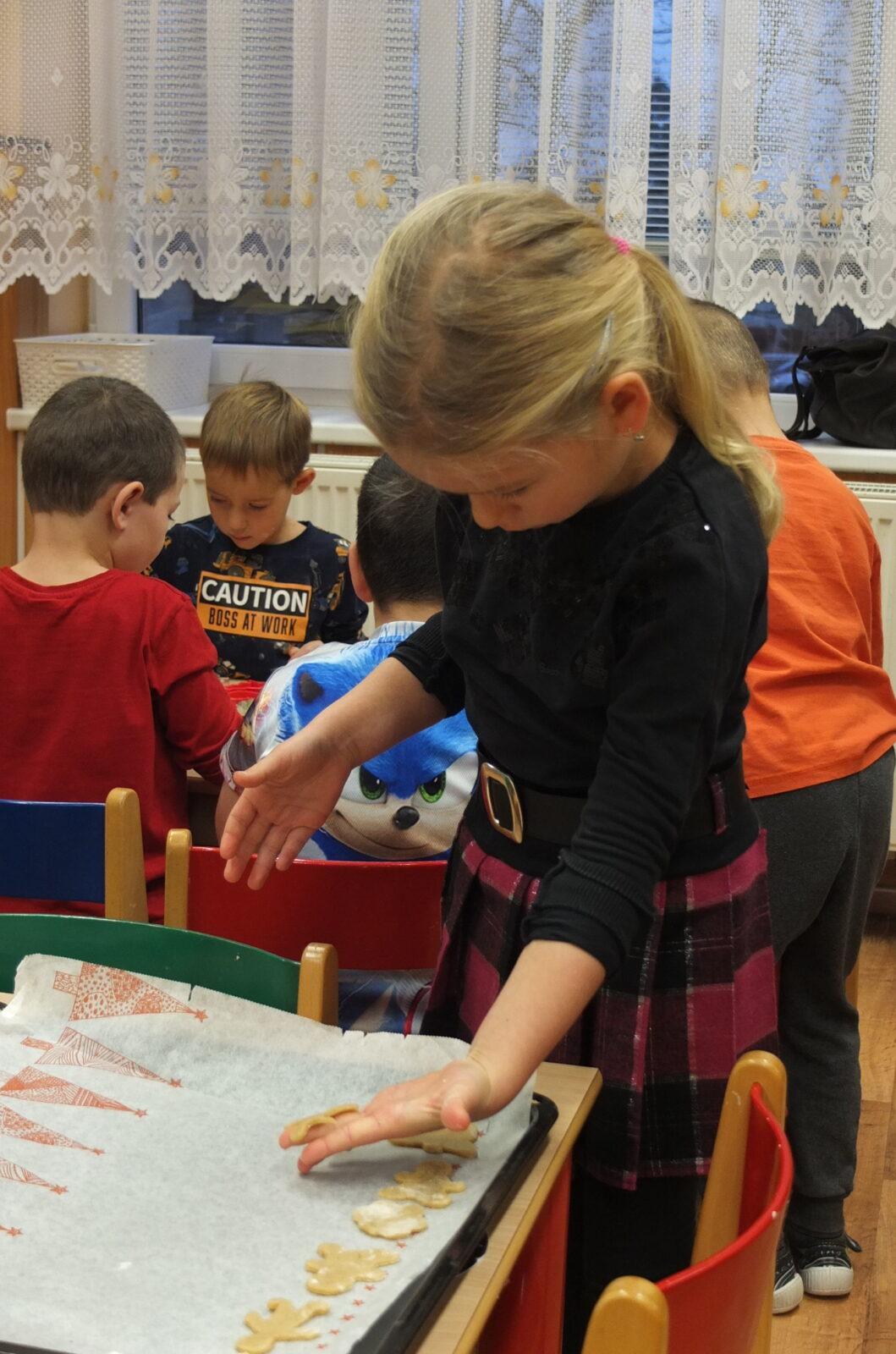 Pečení perníčků - 11