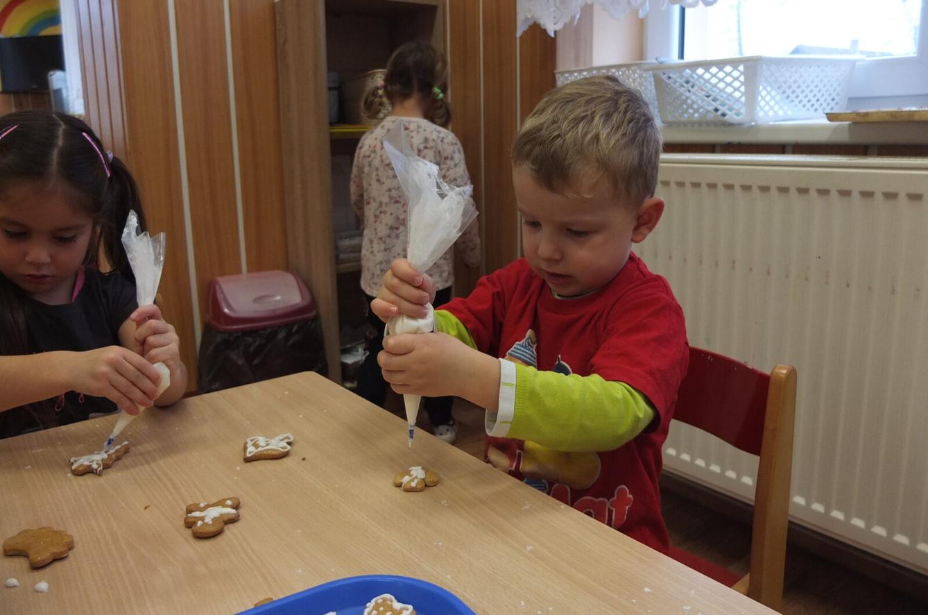 Pečení perníčků - 45