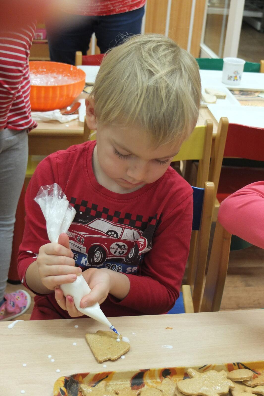 Pečení perníčků - 28