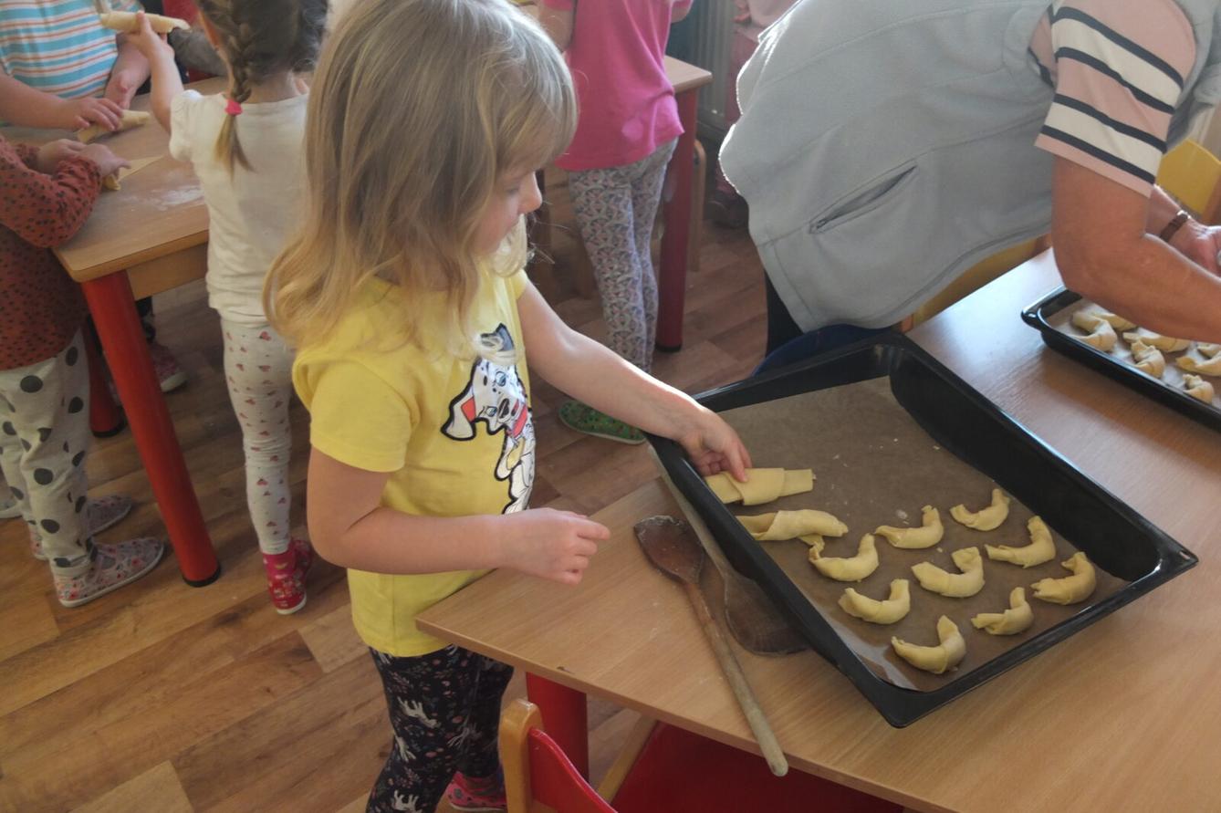 Pečení svatomartinských rohlíčků - 20