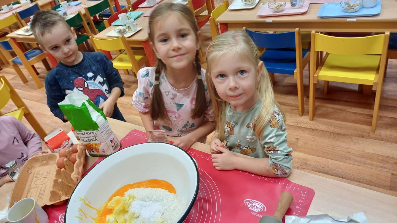 pečení svatomartinských rohlíčků - 14