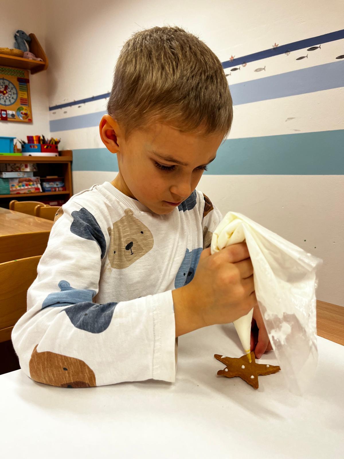 zdobení perníčků - 10